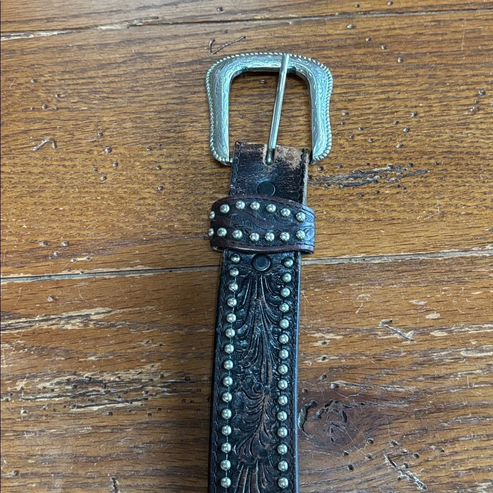 Vintage Brown Leather Tooled Silver Studded Western Belt Men’s Size 38